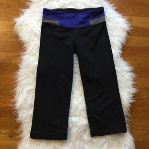 Lululemon Groove Crops, size 4